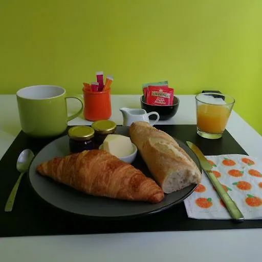 We Loft Bed and breakfast